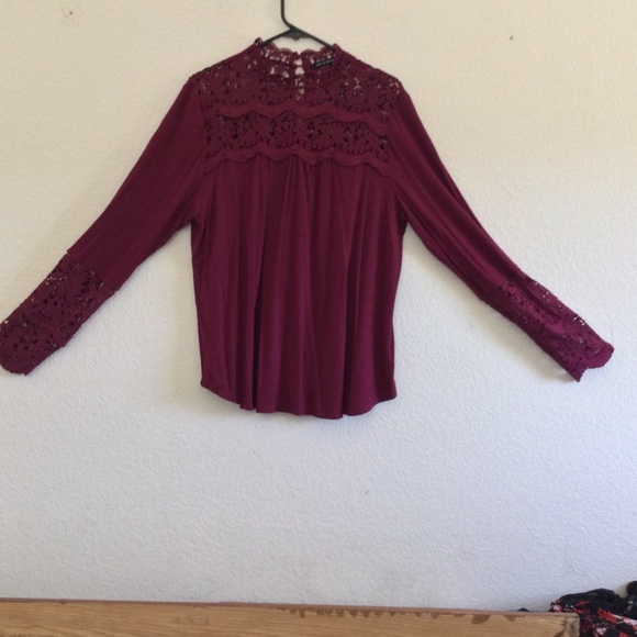 Classic Mock Lace Necked Long Sleeve Blouse - Picture 3 of 4
